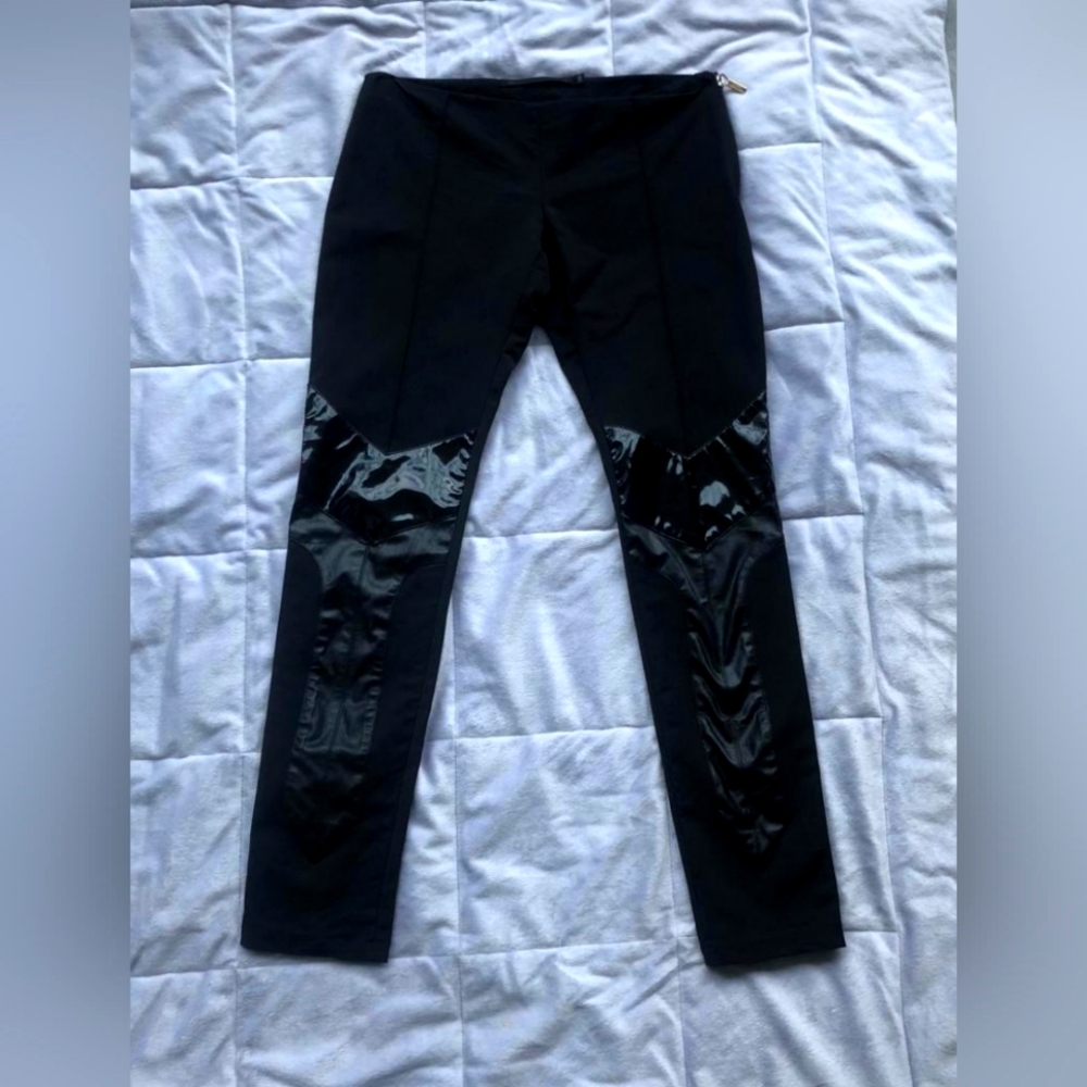 Woman  pants.